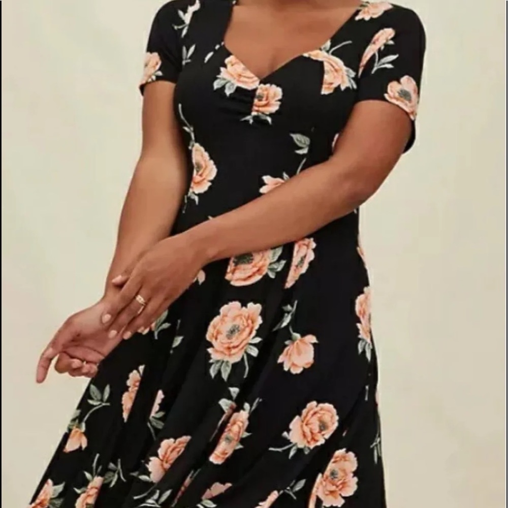 Torrid super soft floral dress